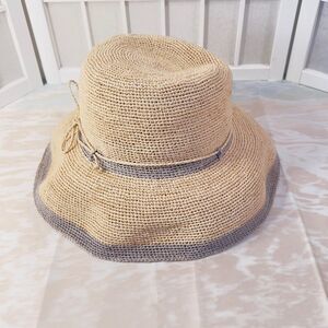 Jaden Rael Hat 100% Raffia NWOT